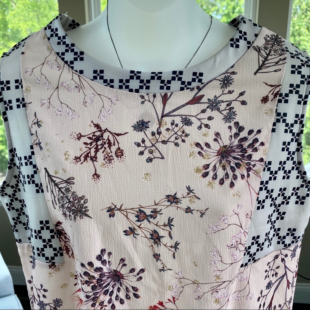 {ZARA WB Collection} Patterned Top - Picture 6 of 9